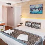 Szálloda Galata Door 4*