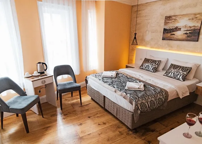 Hotell Galata Door 4*