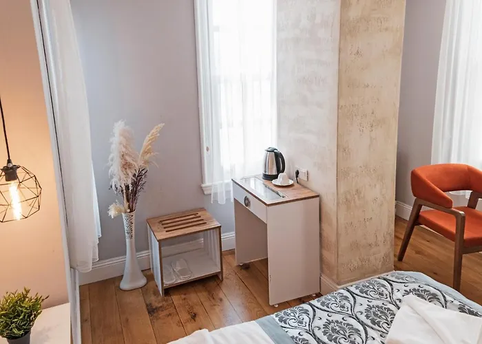 Galata Door Hotell 4*