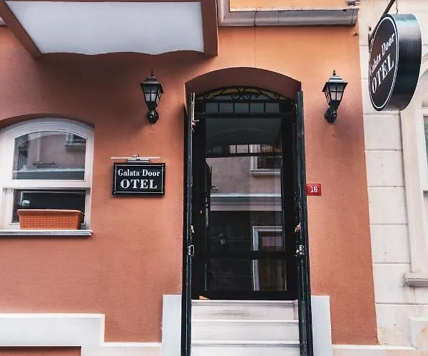 Galata Door Hotell 4*