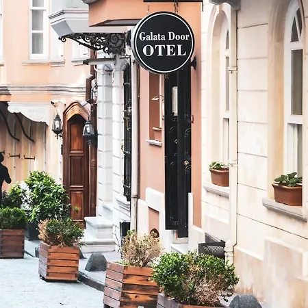 Ξενοδοχείο Galata Door 4*