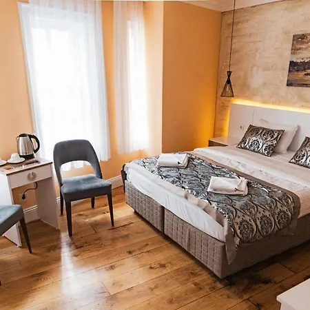 Szálloda Galata Door 4*